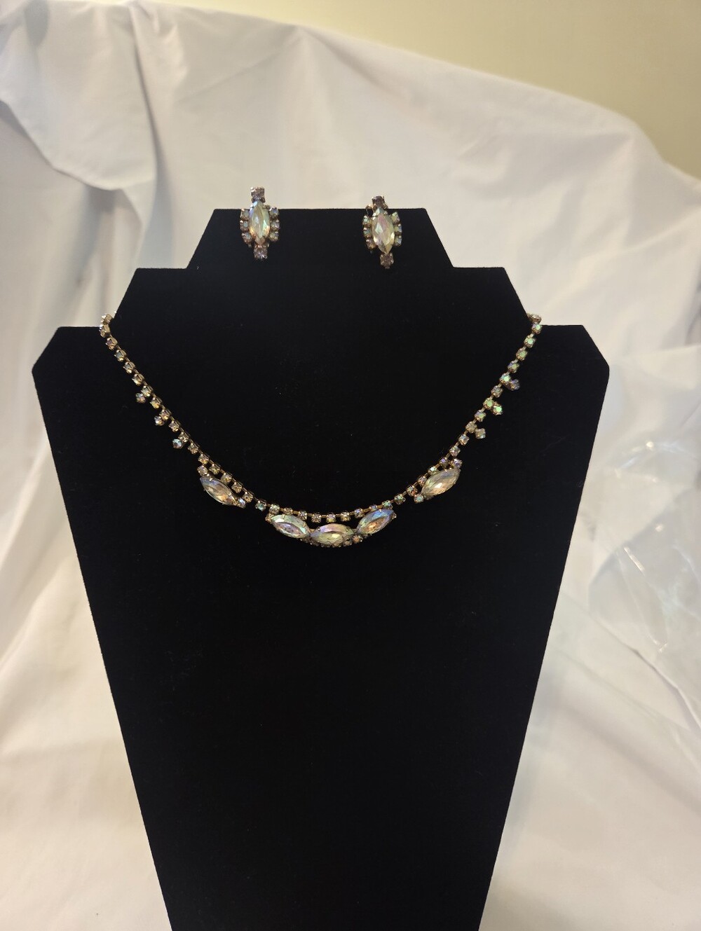 Vintage Aurora Borealis Rhinestone Necklace And Earrings Set